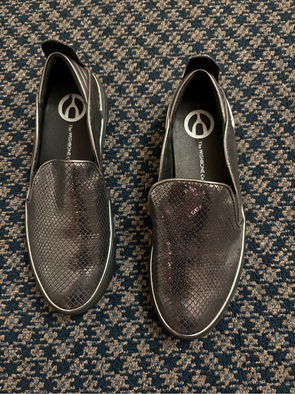 The Wishbone Co. Women’s Metallic Black Espadrille Slip-Ons